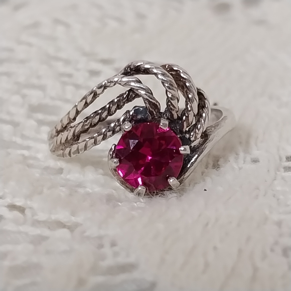 Vintage 925 Sterling Silver Synthetic Ruby Red Spinel Ring Size 6 - Picture 3 of 6